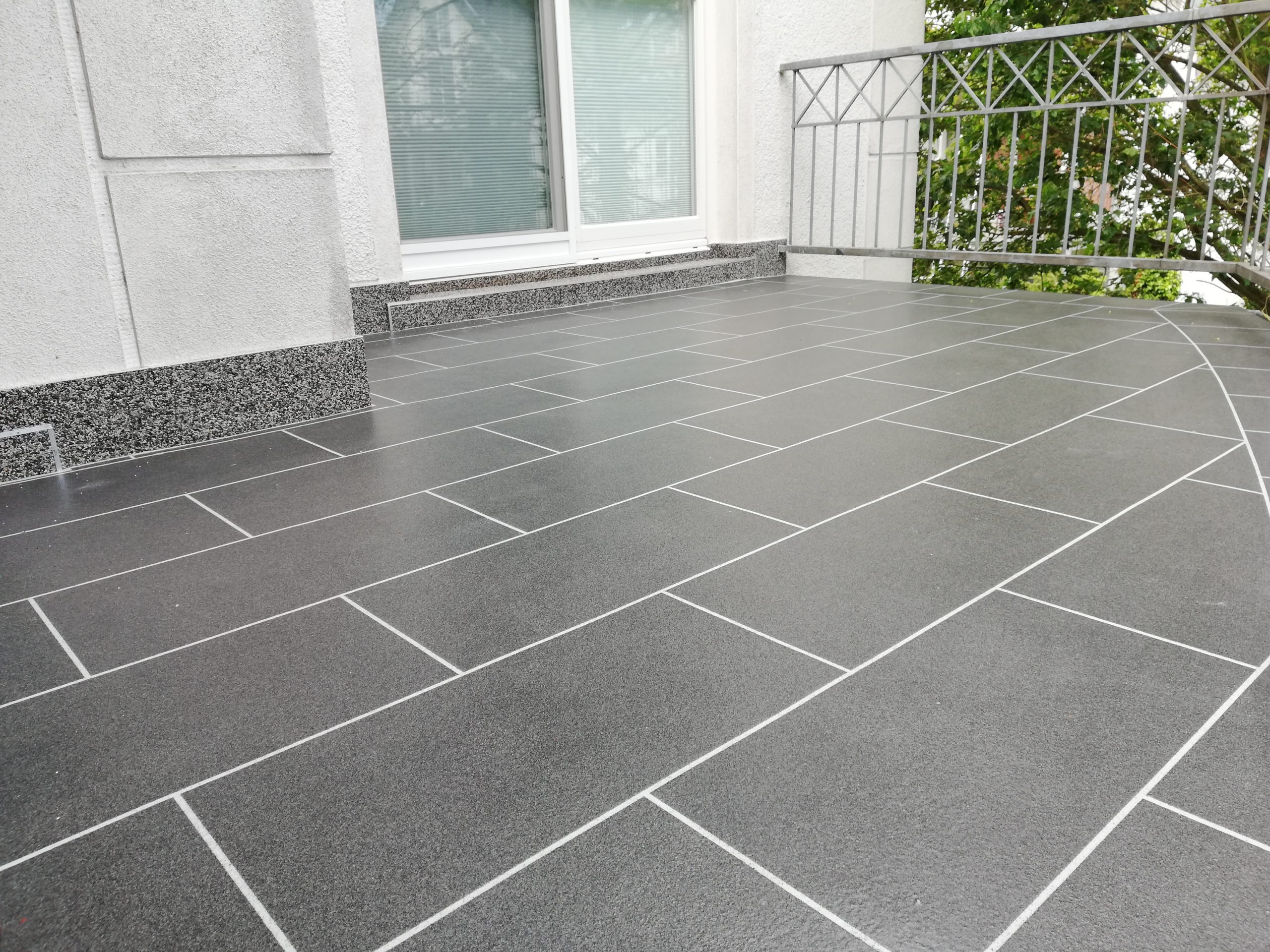Bericht_Balkon_Bonn_Rechter_Teil